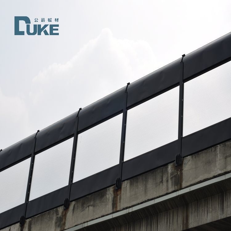 Duke Produsen 8mm Anti-UV Acrylic Board 20x30ft Soundproof Pagar UV 4mm PMMA untuk Ukiran Konstruksi Kota Termasuk