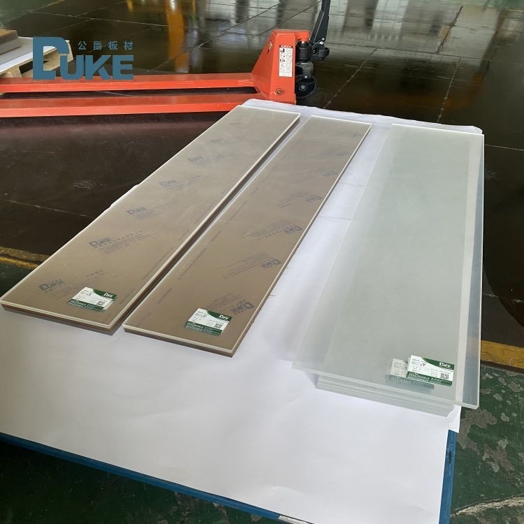 Anti Kuning Disesuaikan Lembar Akrilik Bening tebal Panel PMMA Untuk Outdoor Window CNC Pemotongan 10mm
