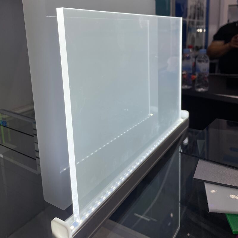 8 mm LGP Sheet Edge Lit Clear Acrylic Light Guide Panel untuk Transmittansi Cahaya Seragam