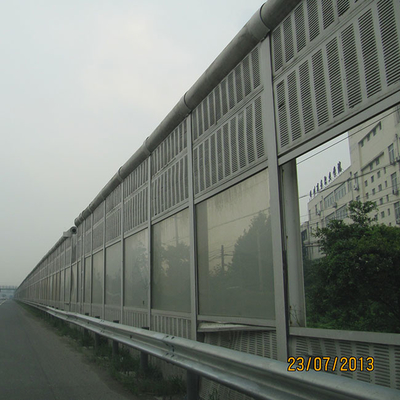 UV Terlindungi Traffic Noise Barrier Pagar Acrylic Sheet Noise Barrier